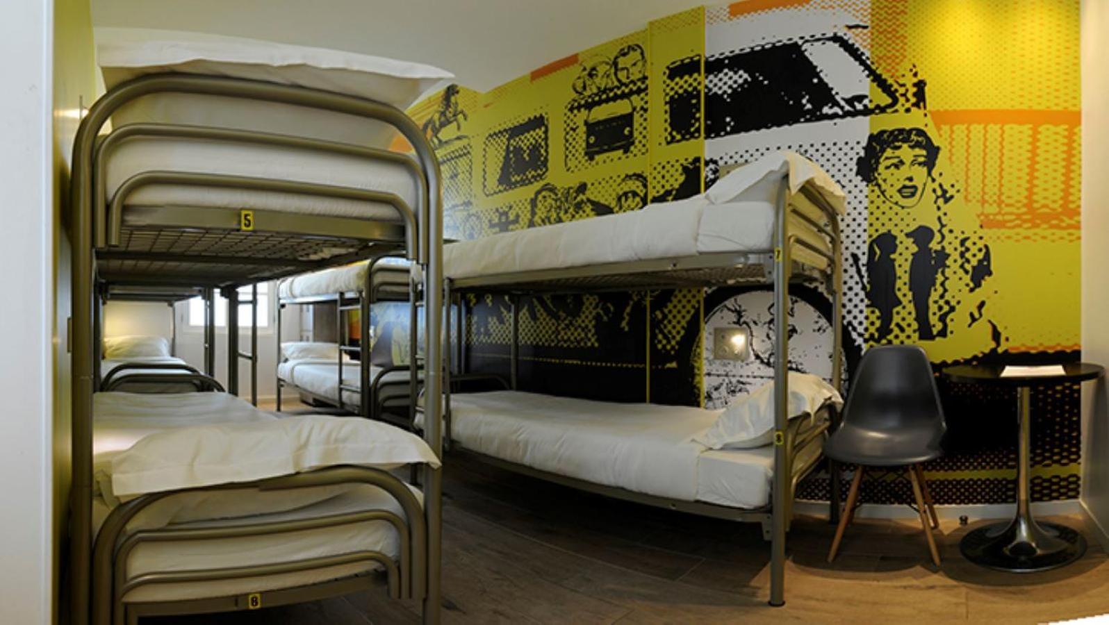 The 3 Ducks Eiffel Tower By Hiphophostels * Paris